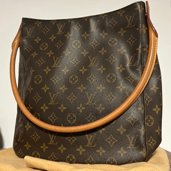 Louis Vuitton Handbags - Louis Vuitton Looping GM